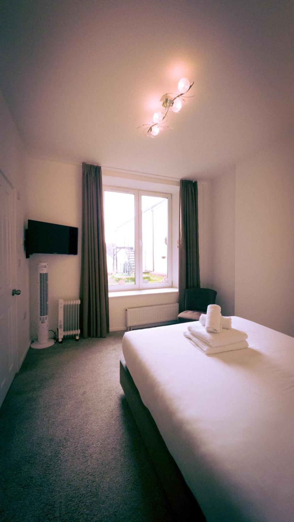 Oyo Newquay Beach Hotel מראה חיצוני תמונה
